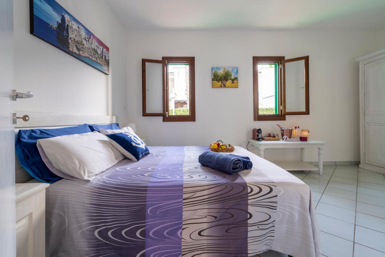 Bed and Breakfast Le Tre Sirene Порто-Чезарео Екстер'єр фото