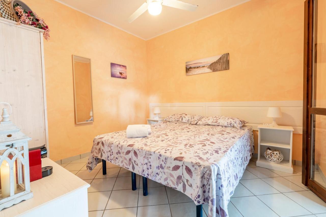 Bed and Breakfast Le Tre Sirene Порто-Чезарео Екстер'єр фото