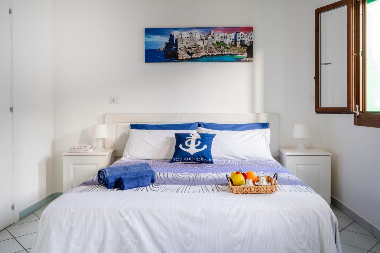 Bed and Breakfast Le Tre Sirene Порто-Чезарео Екстер'єр фото